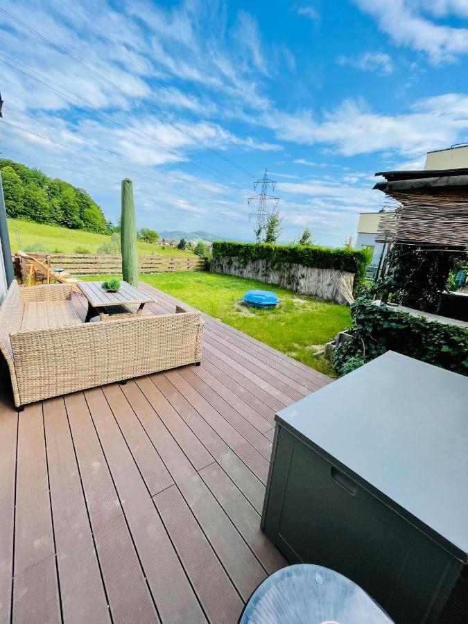 Gaestetraum Mit Wunderschoenem Ausblick Und Garten Apartment Muhldorf Bei Feldbach Екстериор снимка