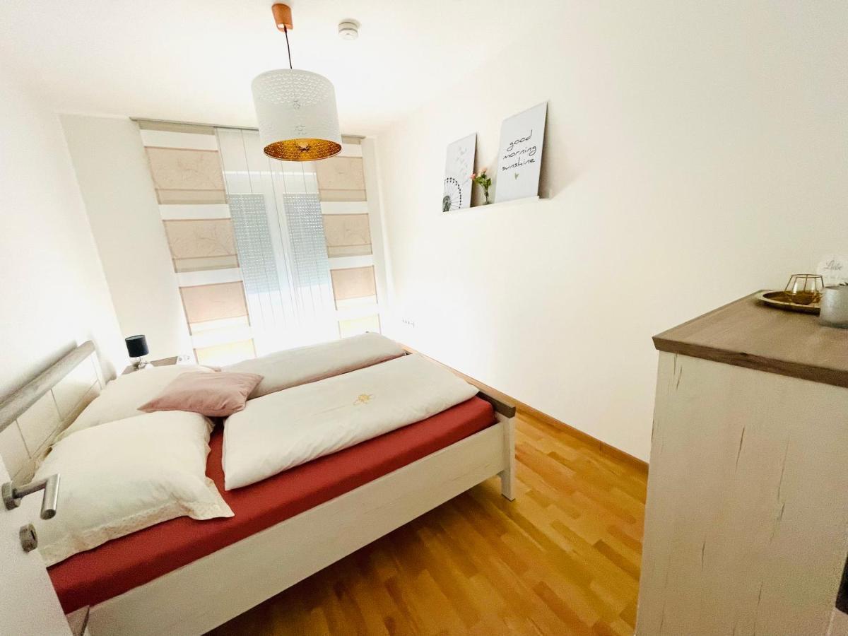 Gaestetraum Mit Wunderschoenem Ausblick Und Garten Apartment Muhldorf Bei Feldbach Екстериор снимка